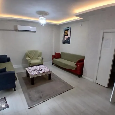 Cozy Near Old Town Apartment